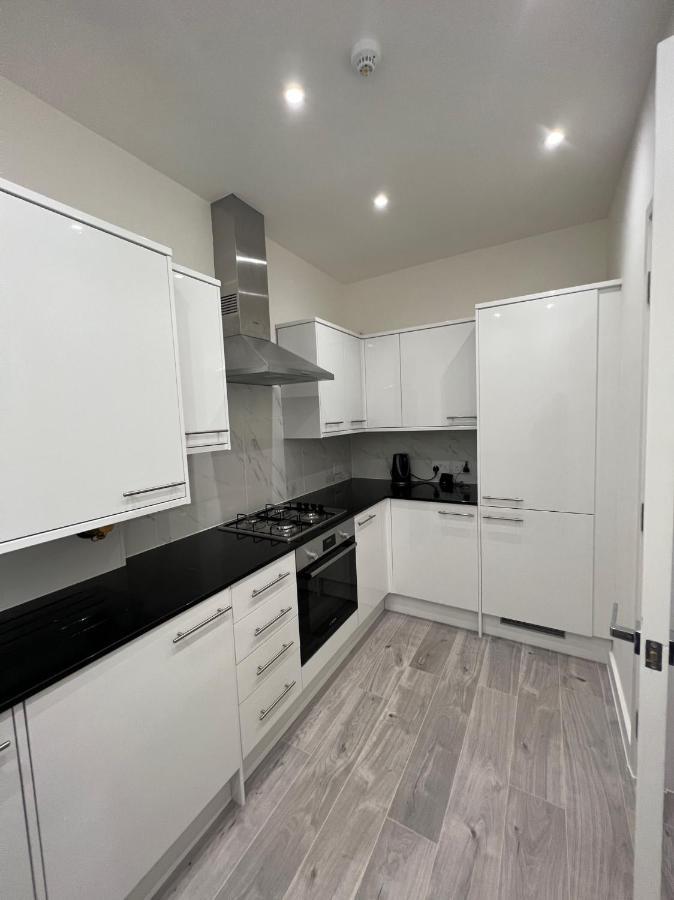 Lovely 1-bedroom Flat With Patio Londres