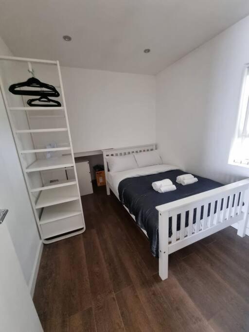 Appartement Flat 7 Fulham, 2 Bedroom, 1 Bathroom Flat Londen