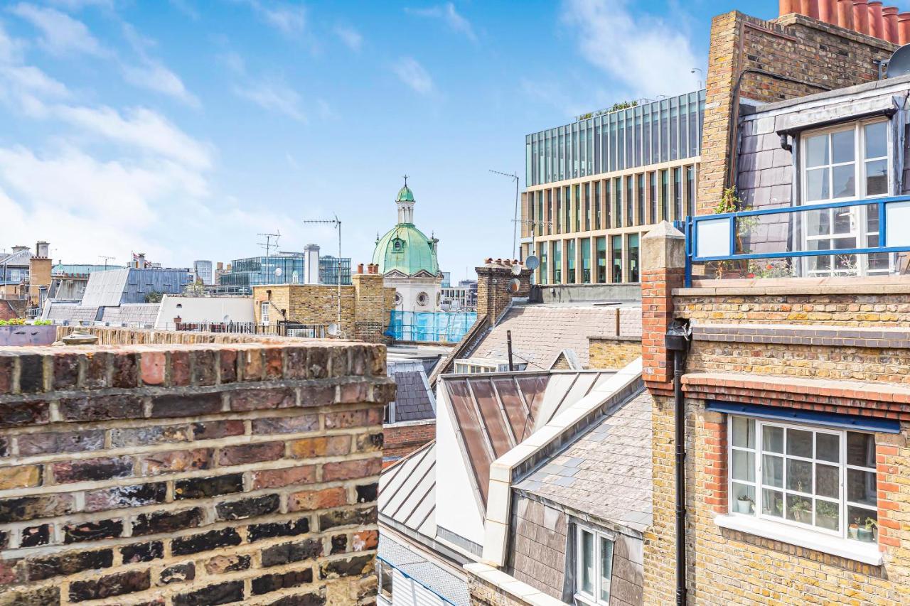 Vakantiehuis Charming 4 Bed Town House With Roof Terrace