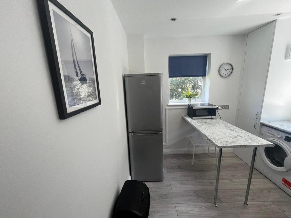 The E17 Apartment *