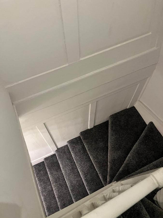 Livestay - Chiswick With Free Parking Apartment