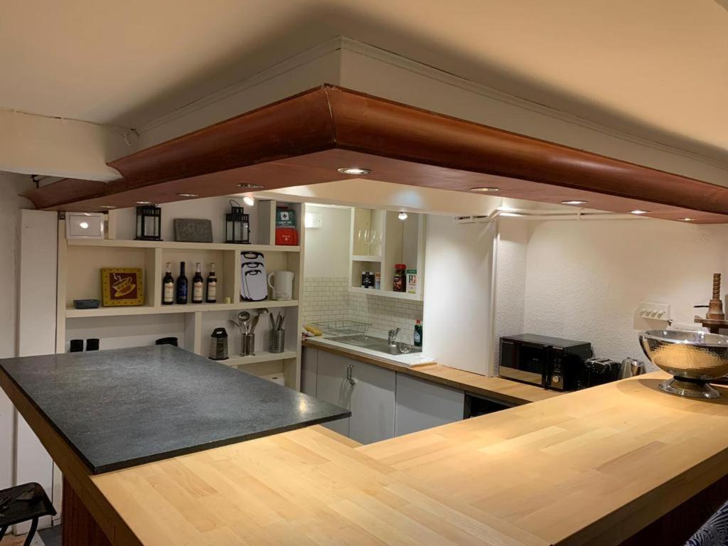 Domo94 - Heart Of Camden Town Apartment London