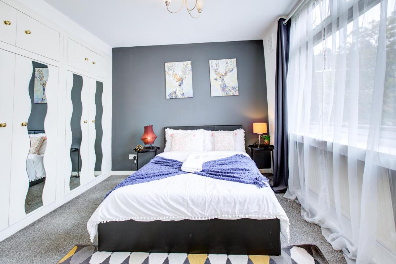 Beautiful 4-bedroom 5-bath House In *