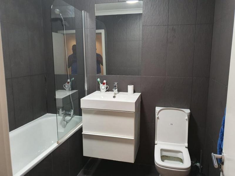 Habitación en casa particular Double With Shared Bathroom Londres