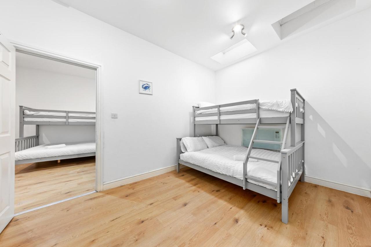 Canary Wharf Aparthotel London