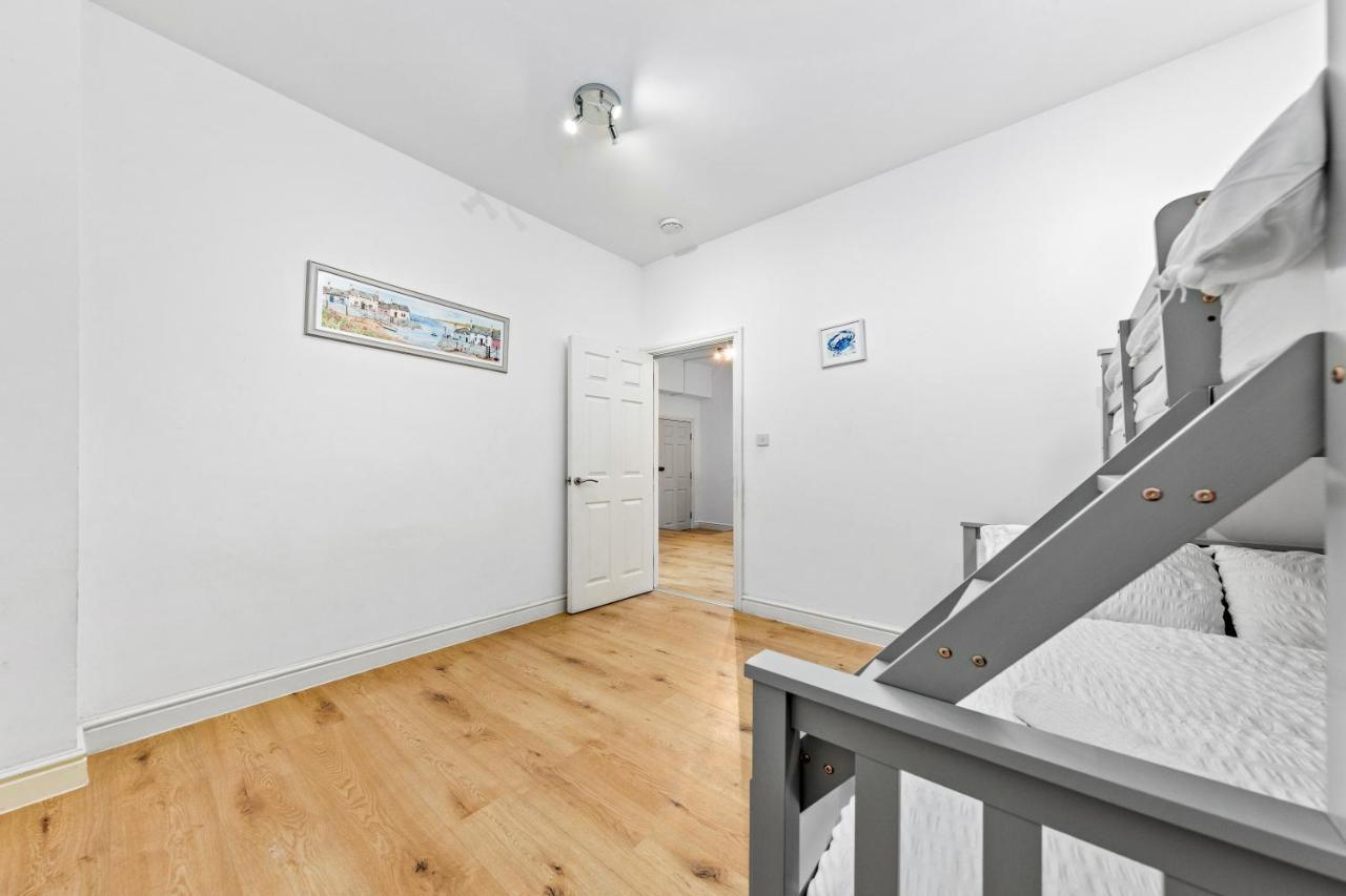 Canary Wharf Aparthotel London