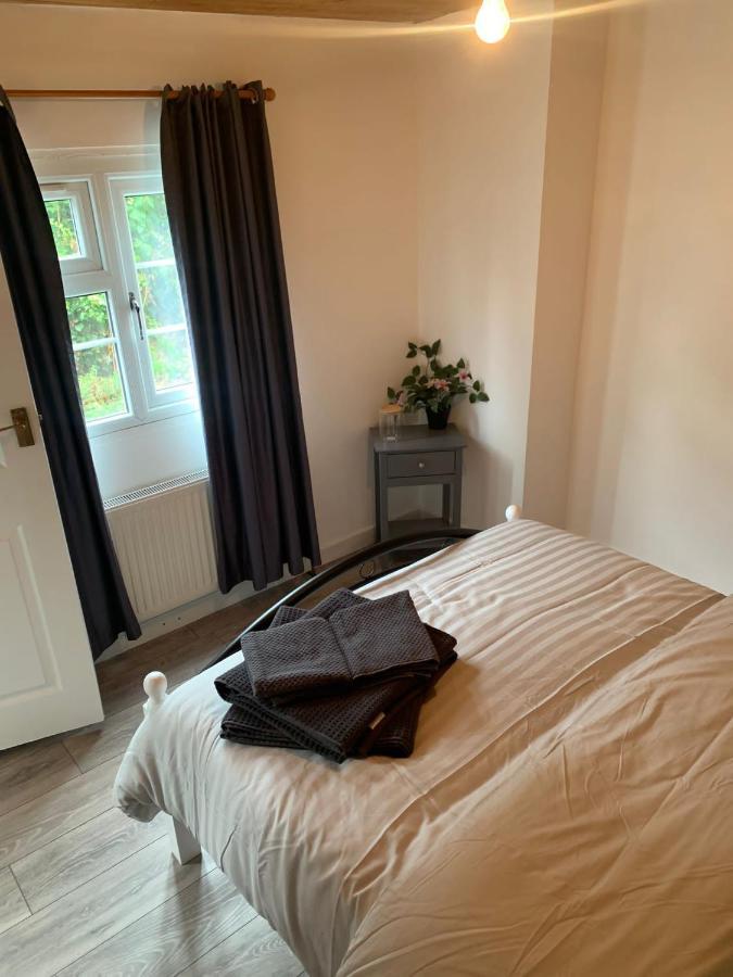 Alpha House Bed & Breakfast London