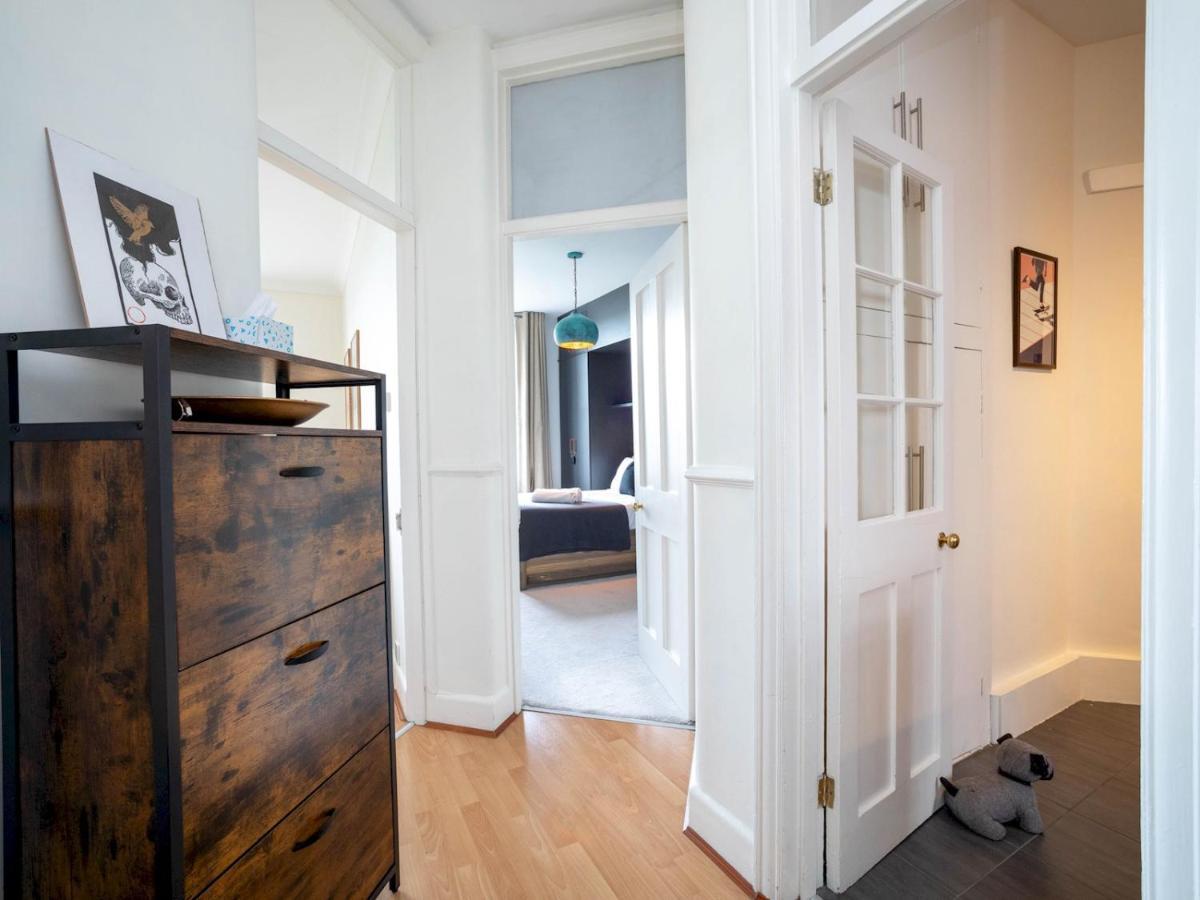 Apartment Pass The Keys One Bedroom Near Popular Attractions