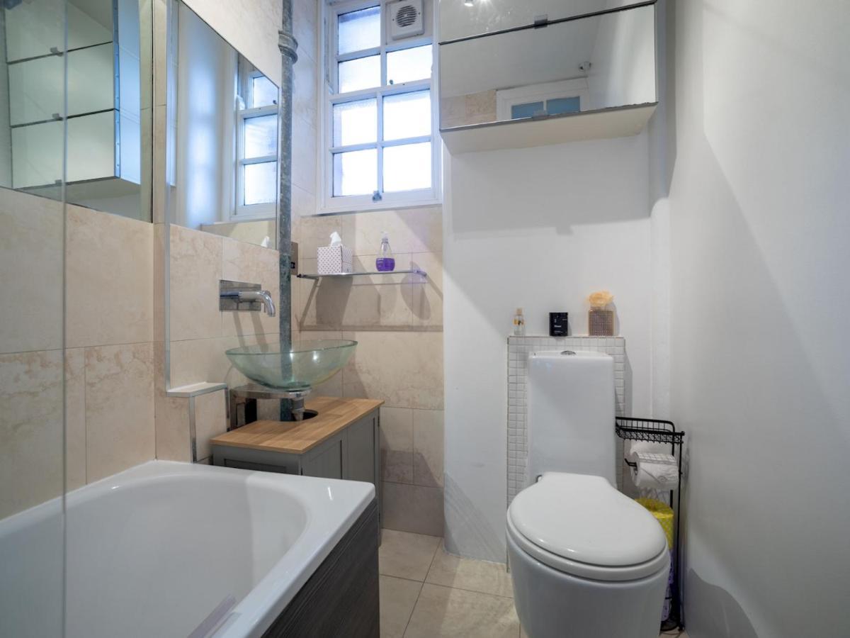 Pass The Keys One Bedroom Near Popular Attractions London
