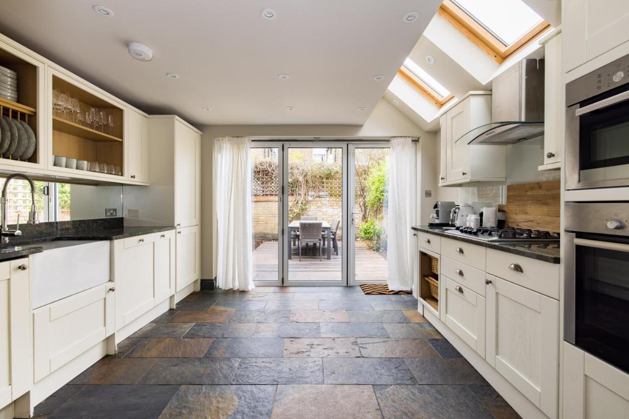 The North Kensington No2 Holiday home London