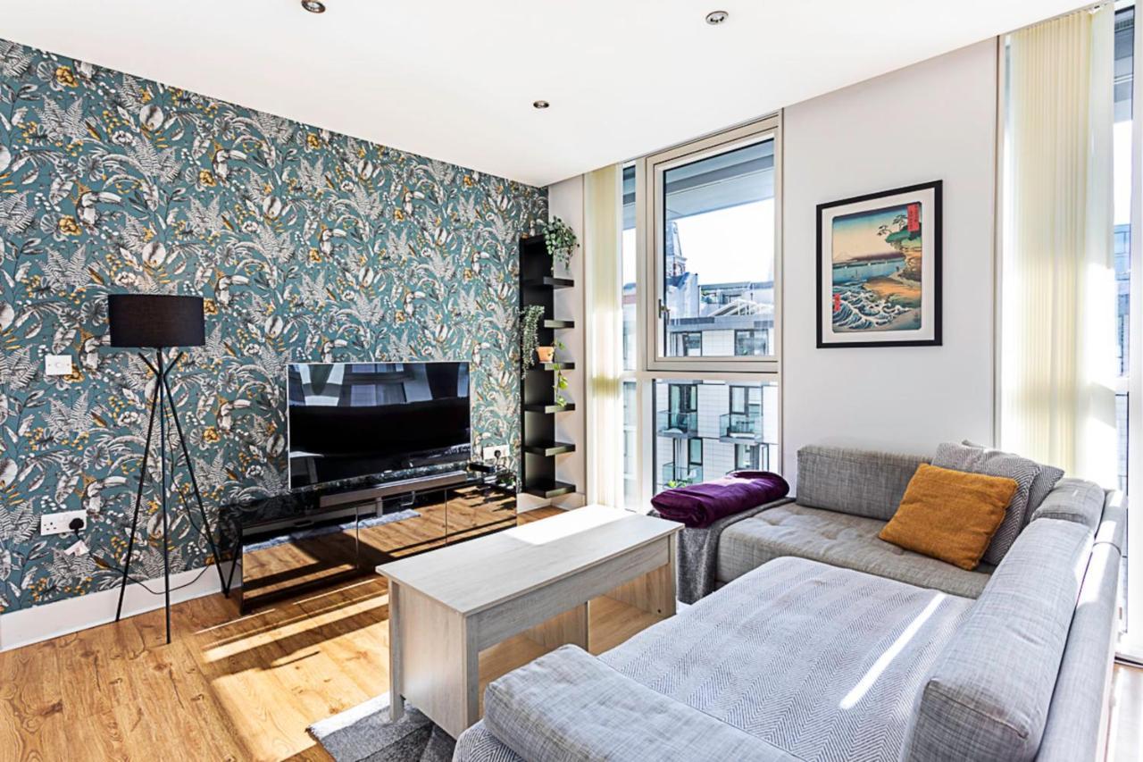 Apartment City-close 1-bed Near Tower Hill