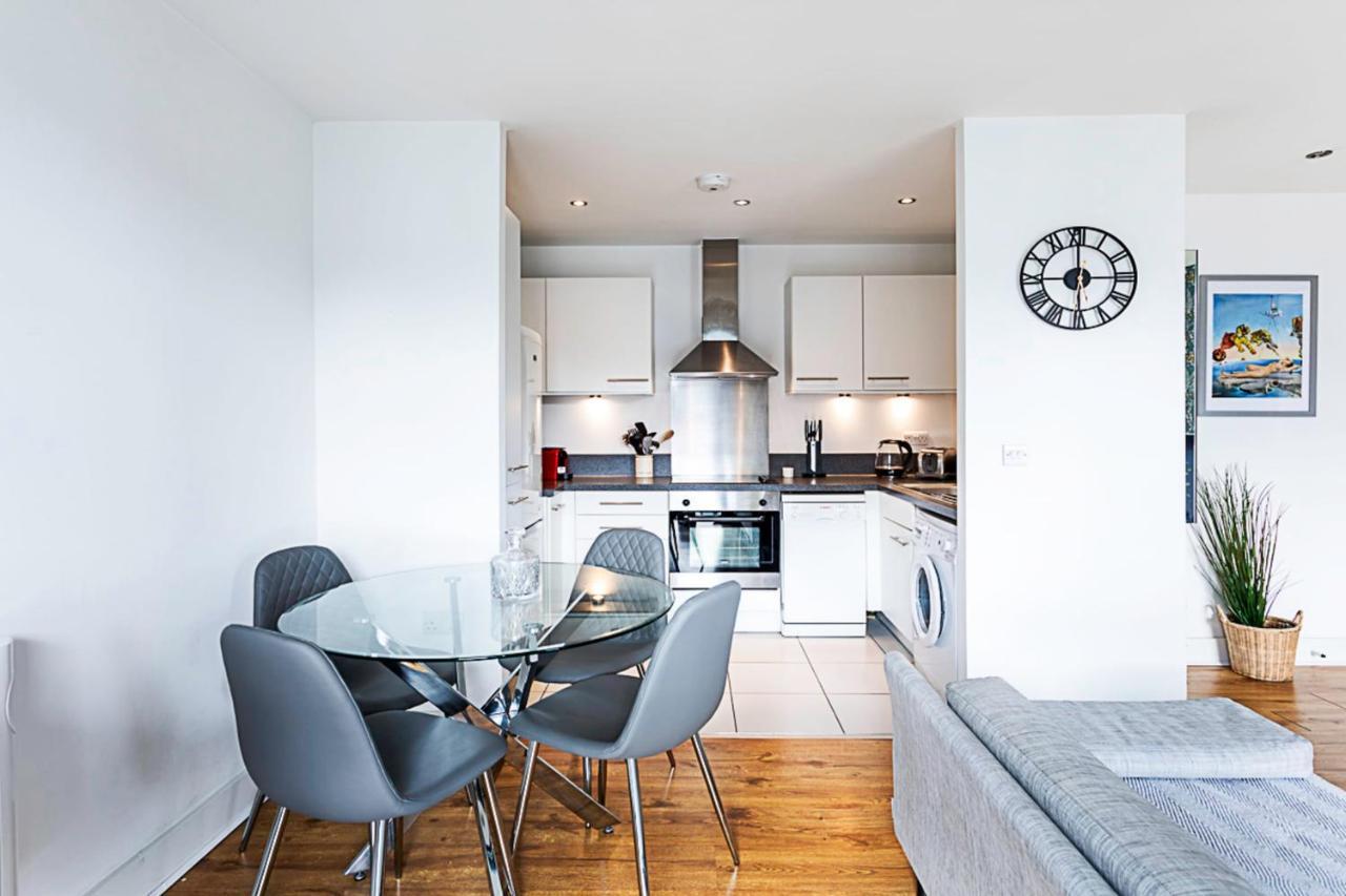 City-close 1-bed Near Tower Hill *