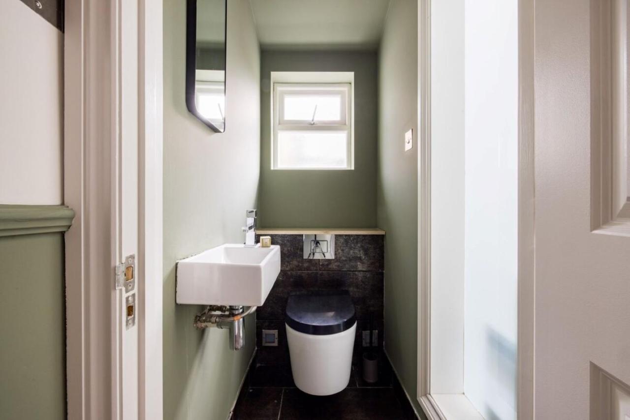 The North Kensington By Hok Living Holiday home London