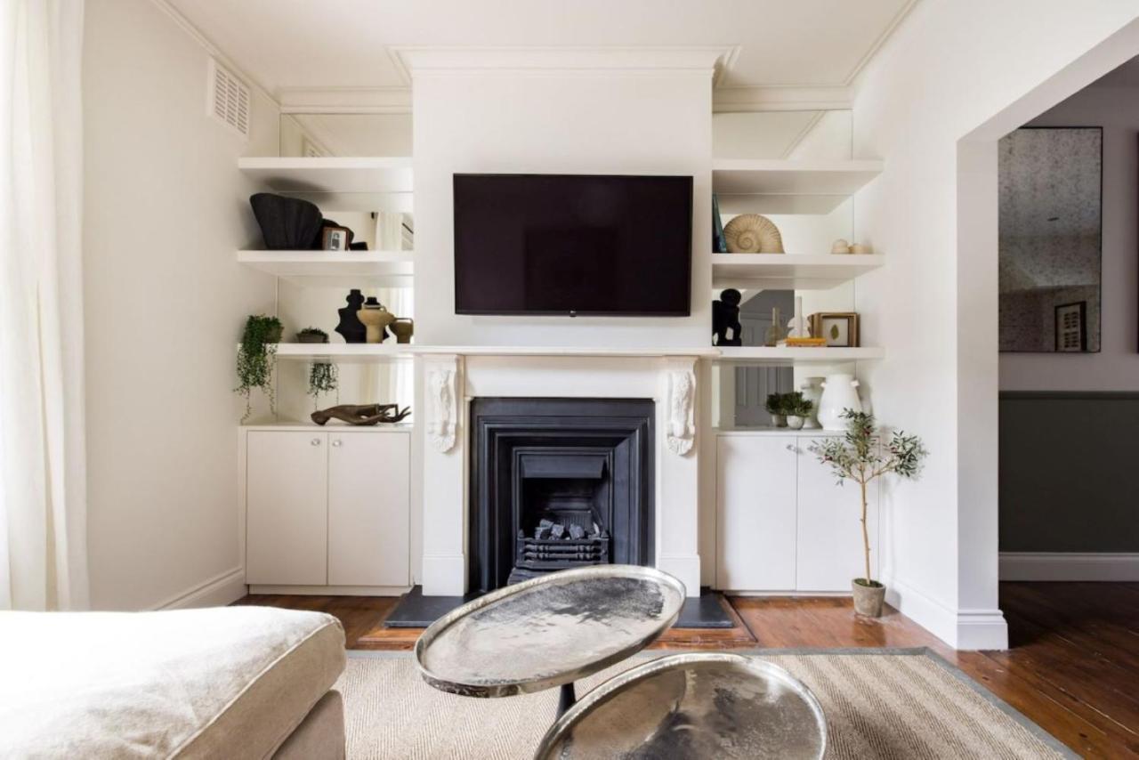 The North Kensington By Hok Living Holiday home *