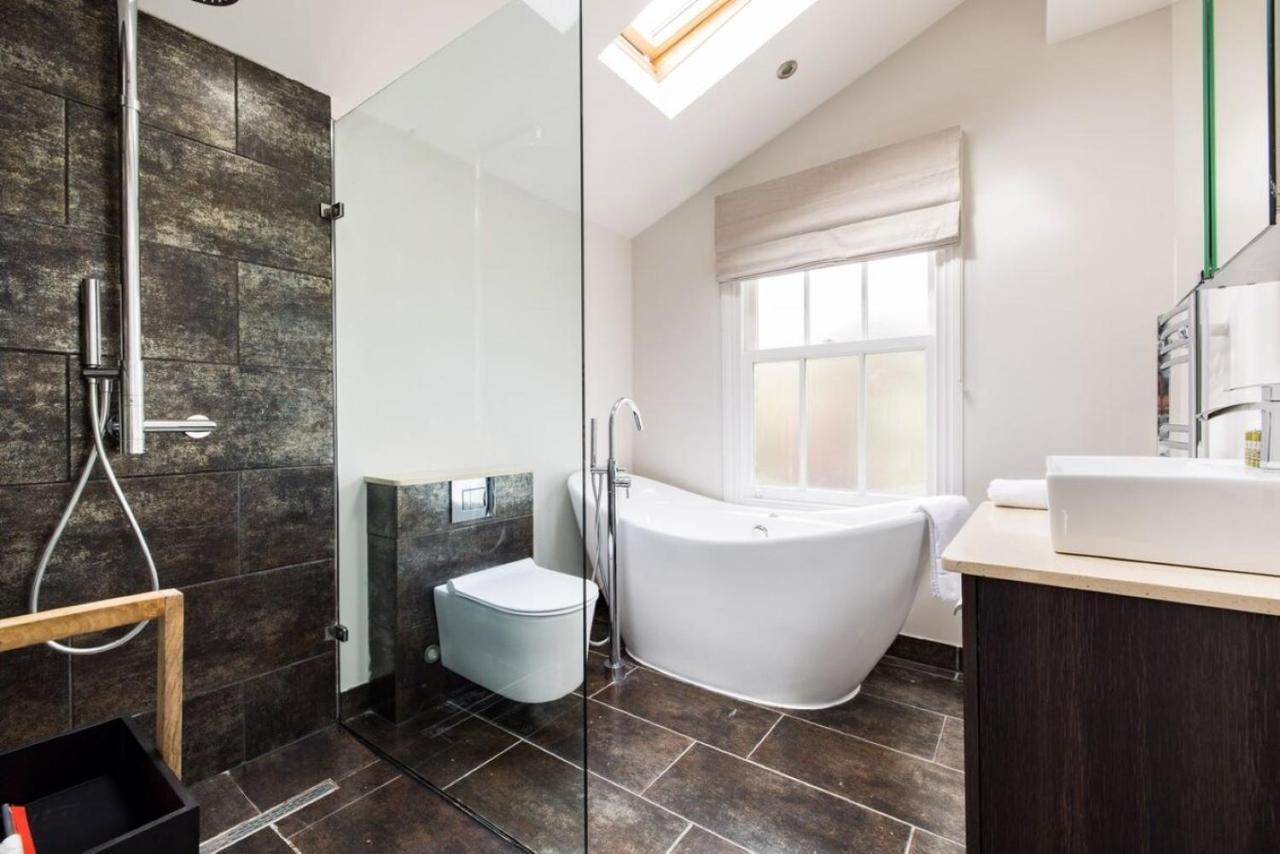 The North Kensington By Hok Living Holiday home London
