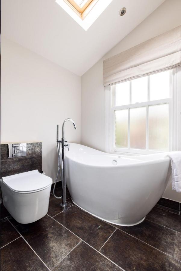 The North Kensington By Hok Living Holiday home