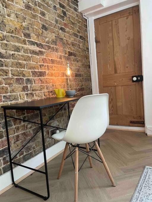 Beautiful Victorian House, Sleeps 12 Vakantiehuis
