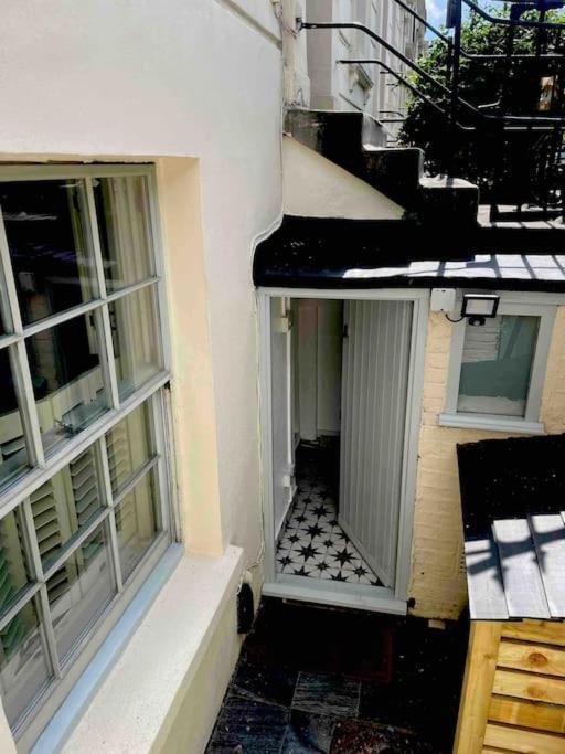 Beautiful Victorian House, Sleeps 12 Vakantiehuis Londen