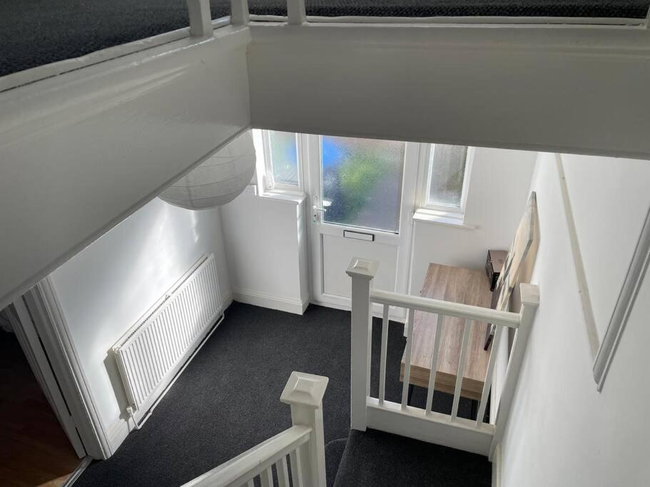 5 Bed 5mins From Wembley Stadium * London