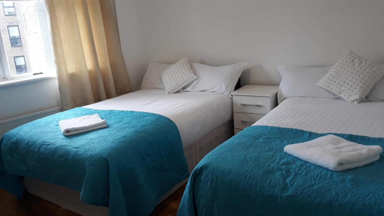13 Vale House Apartment *