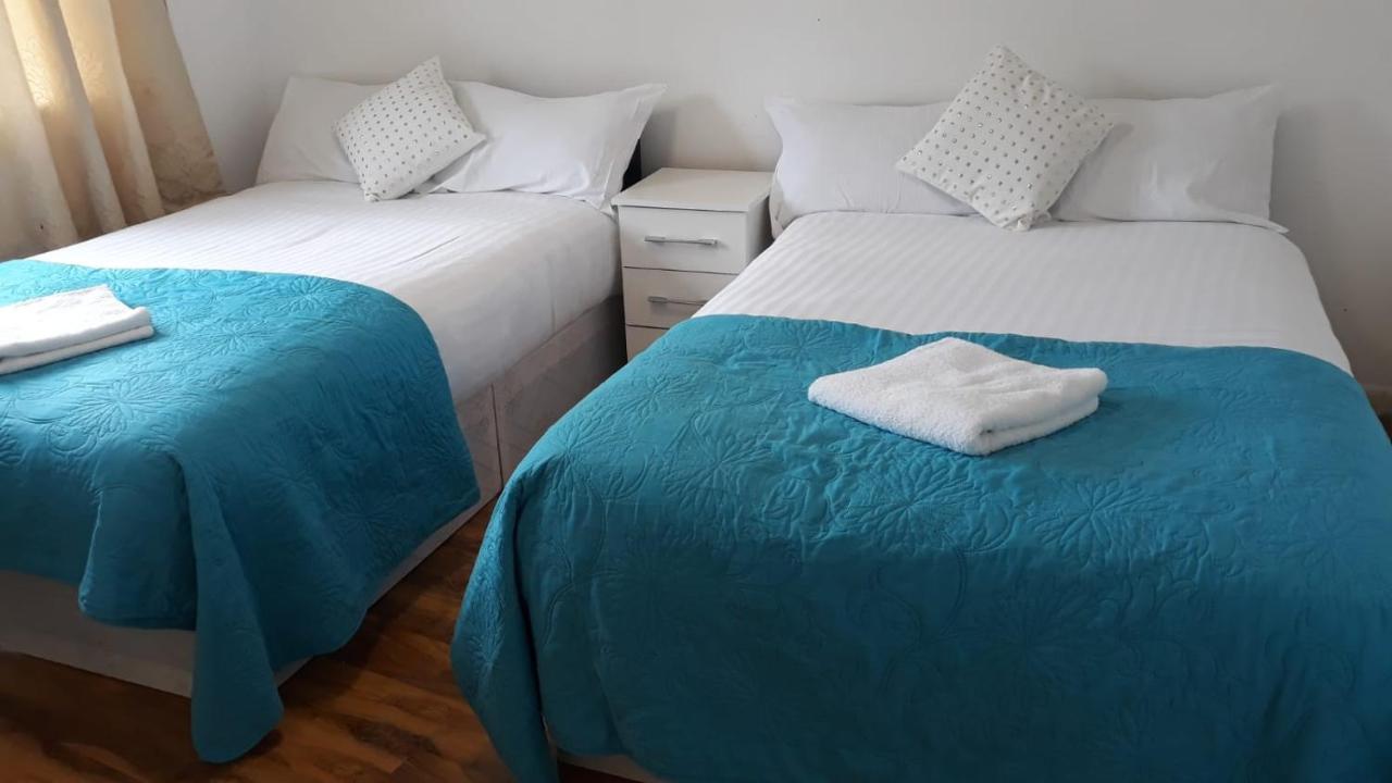 13 Vale House Apartment