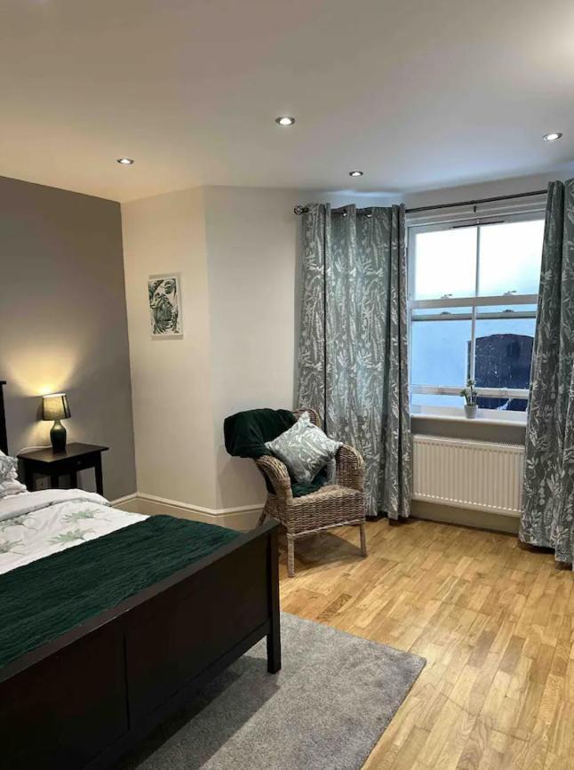 One Bed Near The River Thames. Apartamento Londres
