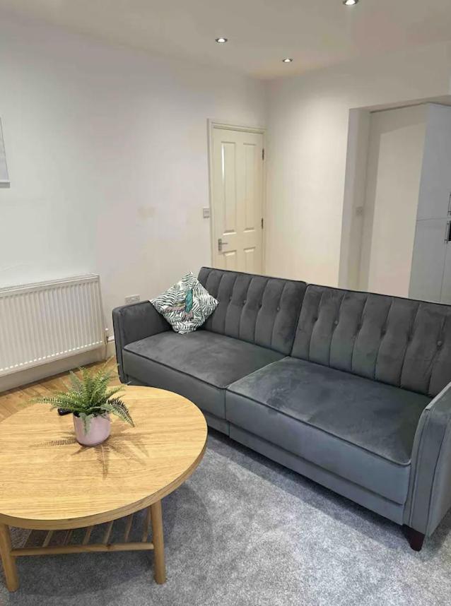 One Bed Near The River Thames. Apartamento Londres