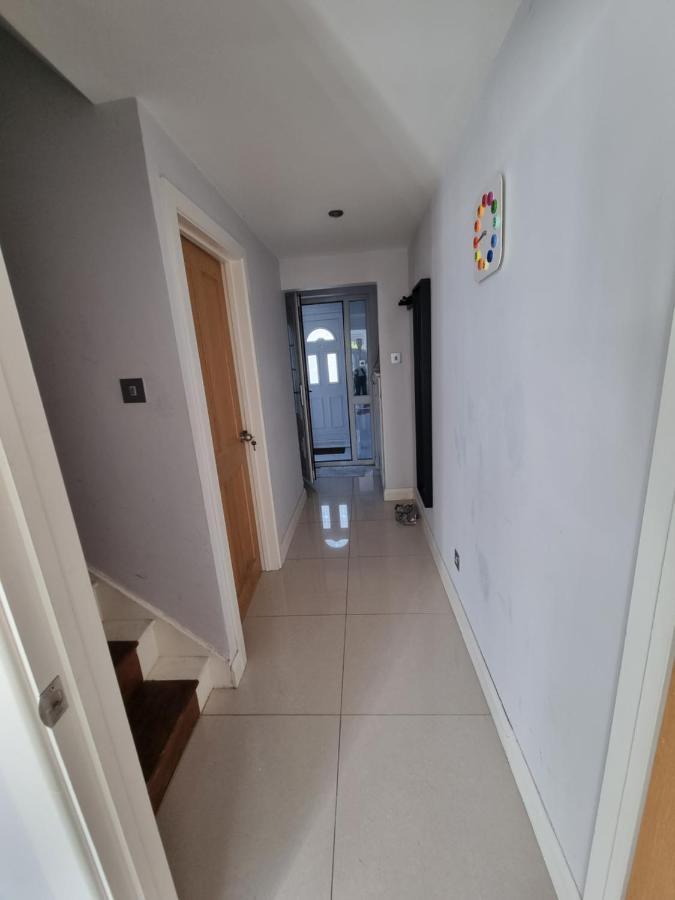 Single With En-suite Shower In Zone 1 Pensión Londres