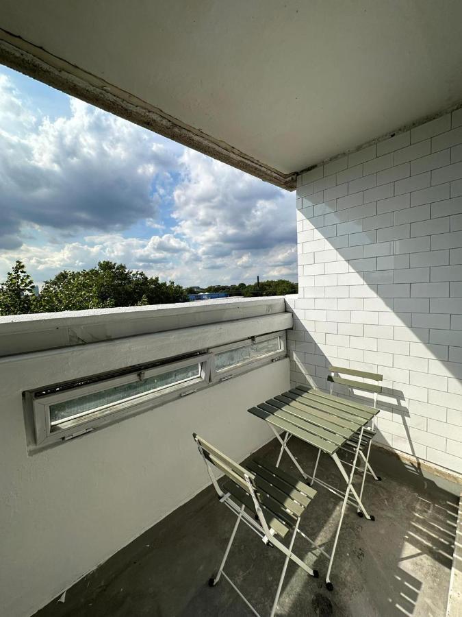 Apartment Lovely 3-bed In