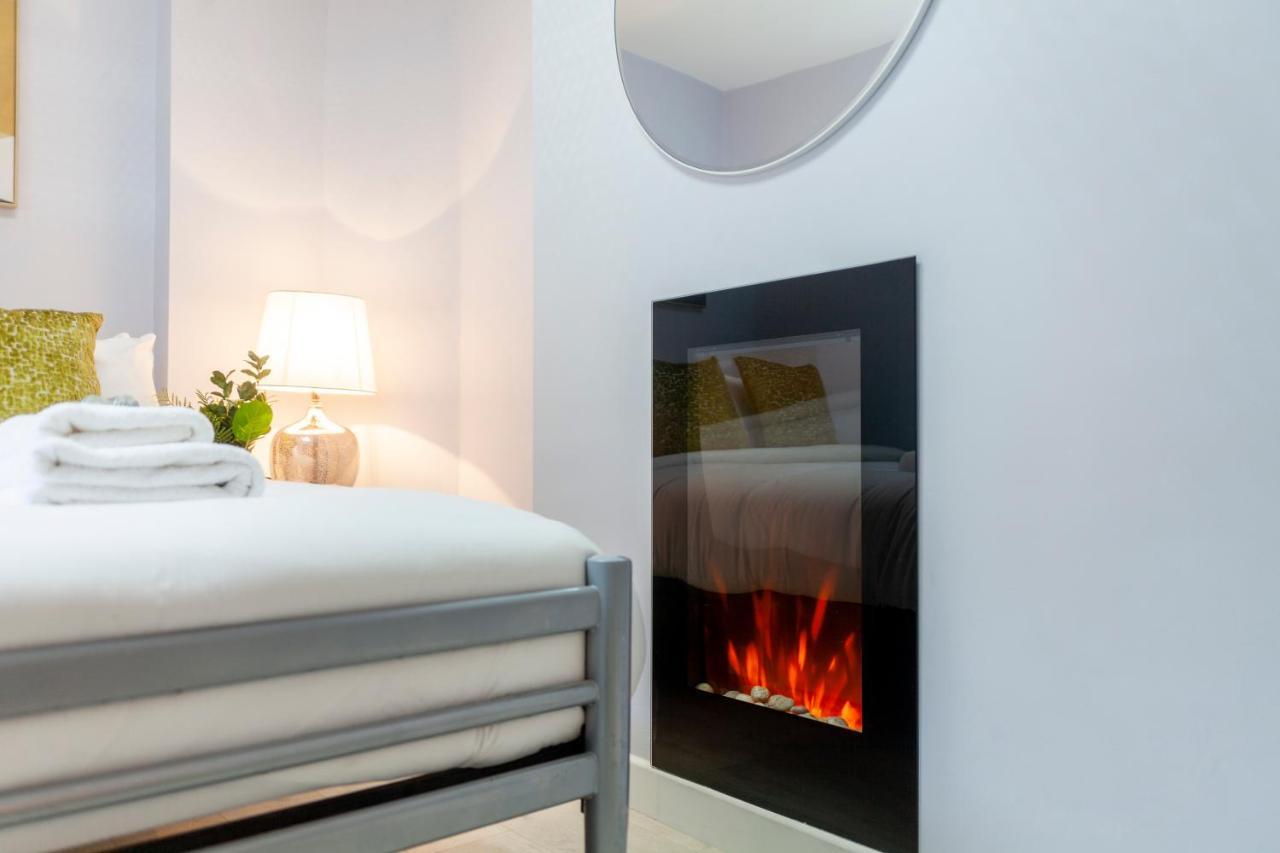 Stunning 2br Flat In Victorian House, Earl's Court Apartment