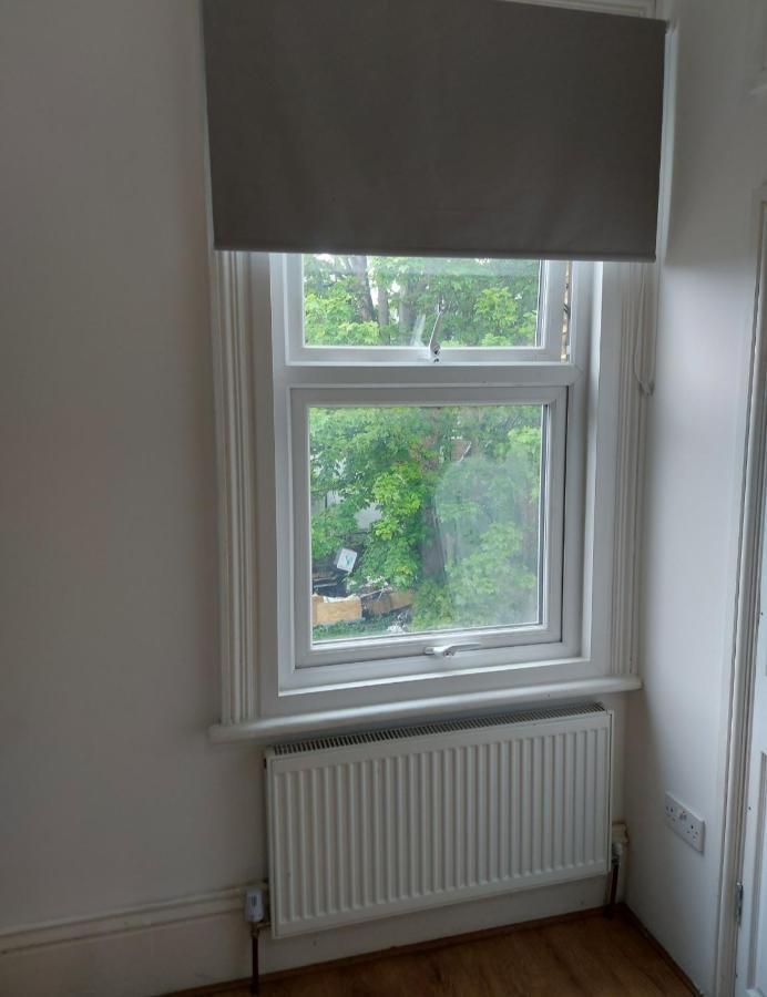 Homestay W13 X Weekly Monthly Discount London