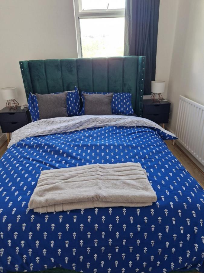 A Lovely One Bedroom In Hither Lane *