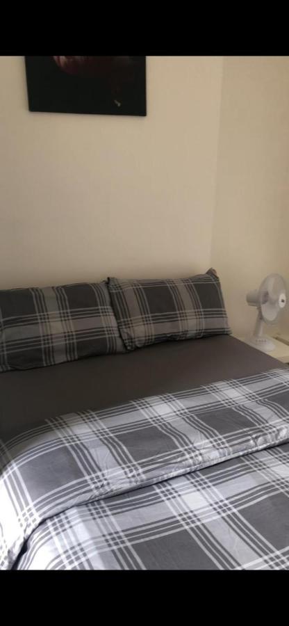 W13 X Weekly Monthly Discount Homestay *