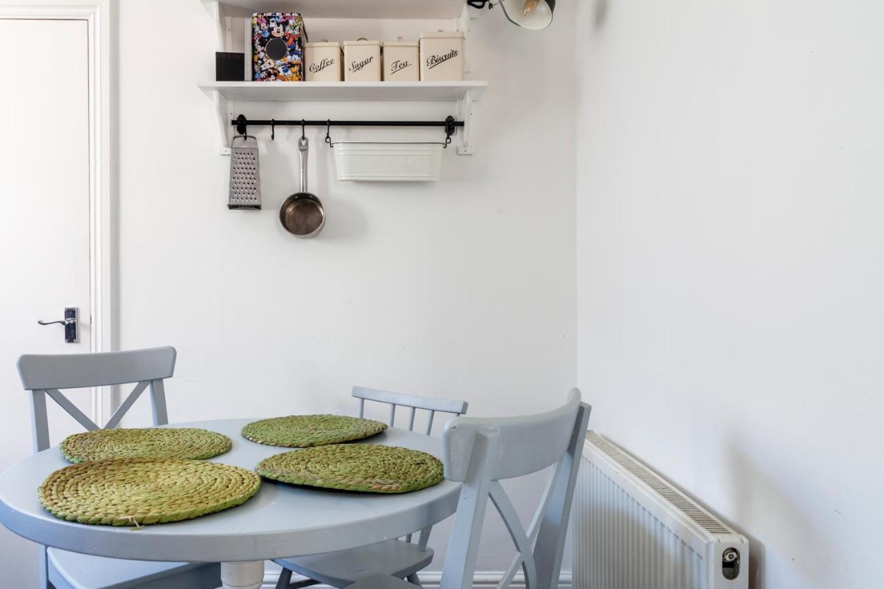 Amazing 2bdr Near Park, Herne Hill Appartement