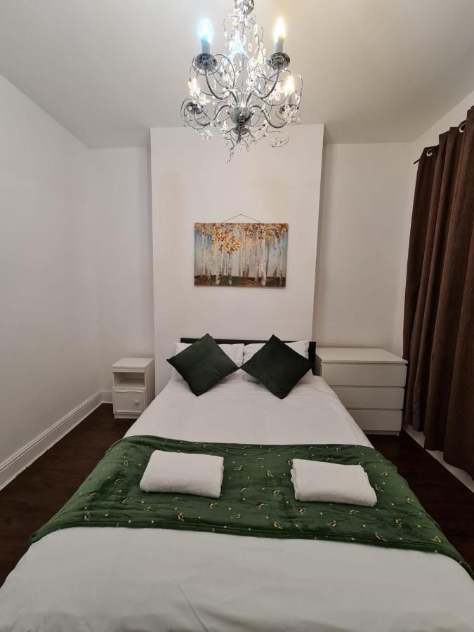 Canary Wharf Holiday Hotel