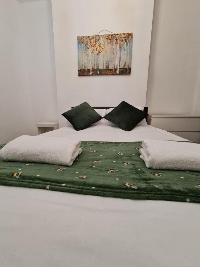 Canary Wharf Holiday Hotel 4*