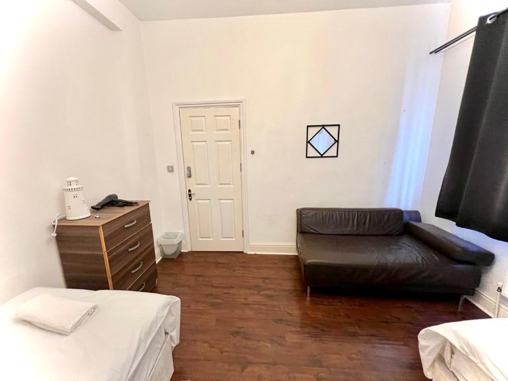 Canary Wharf Holiday Hotel