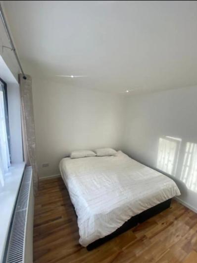 Homestay Twin/king Private Bedrooms In Beautiful Homestay With Private Parking *