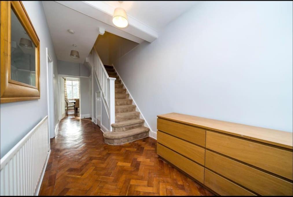 Apartment Immaculate Spacious 3 Bedrooms Flat Wembley Park