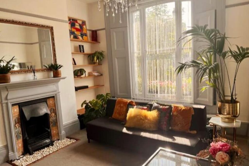 Charming 1 Bed Victorian Flat In Islington Apartamento *