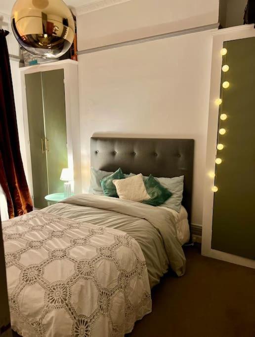 Charming 1 Bed Victorian Flat In Islington *