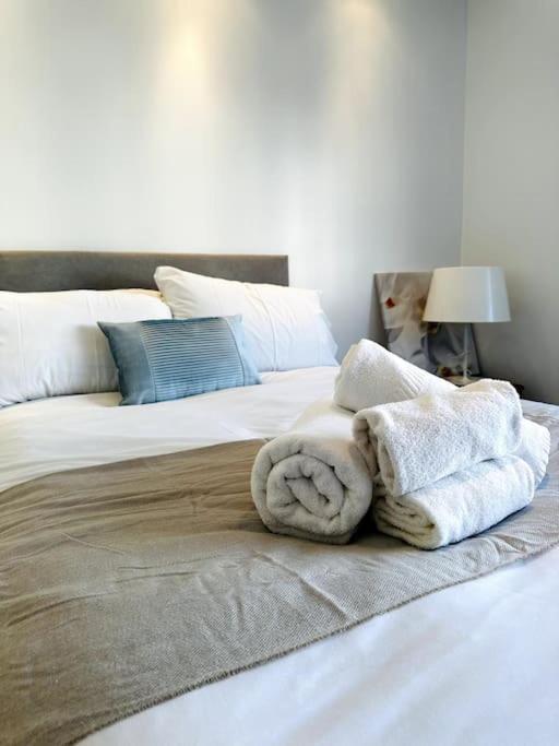 2bed Farringdon St Paul Long Discounts By Cozystays * London