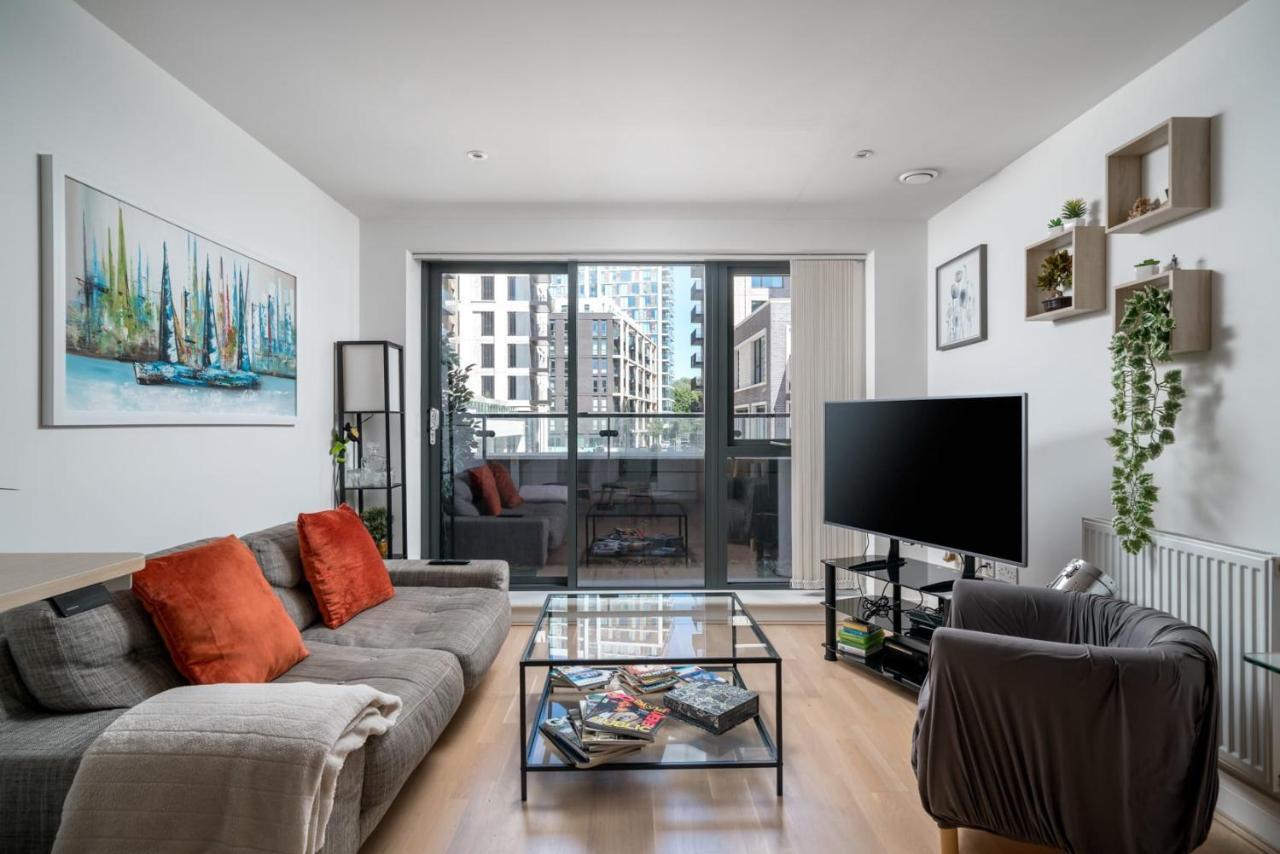 Wandsworth Deluxe Two-bedroom London