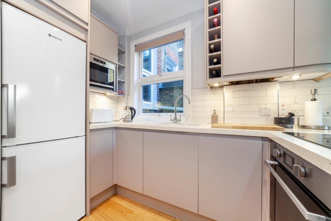Splendid 2br Wprivate Gdn, Fulham Apartment
