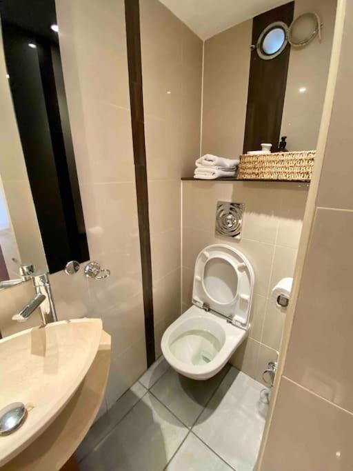 Charming In Notting Hill * London