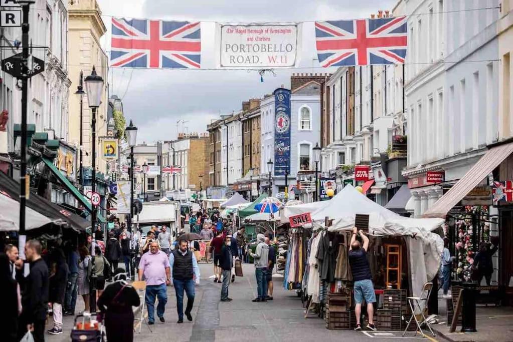 Charming In Notting Hill