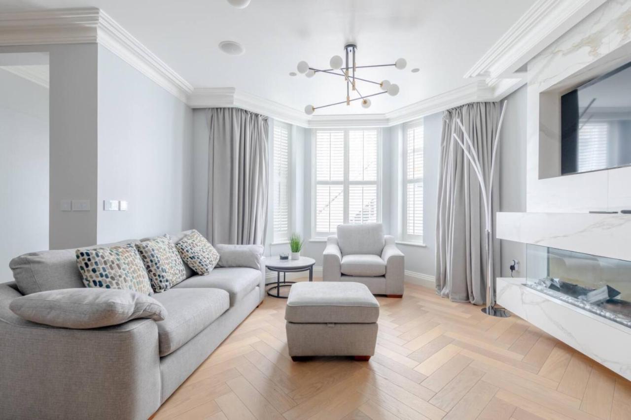 Beautifully Refurbished 2bd Flat - Earl's Court! *