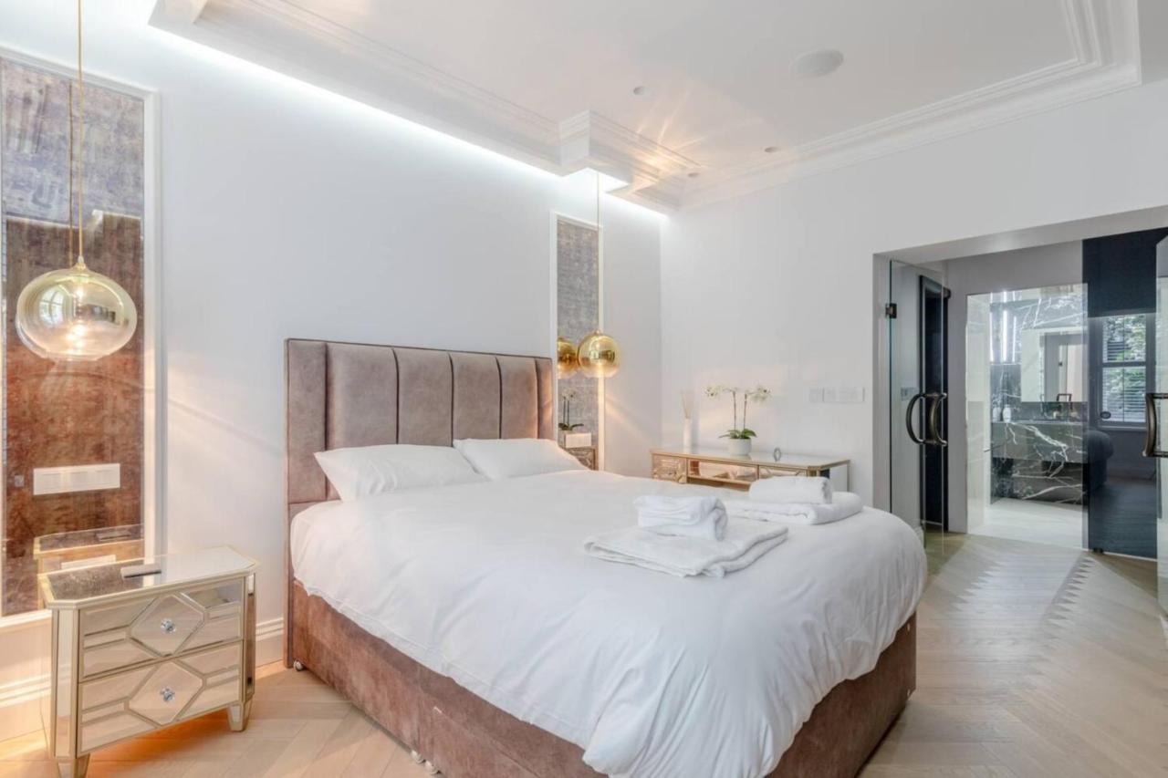 Apartment Beautifully Refurbished 2bd Flat - Earl's Court! *