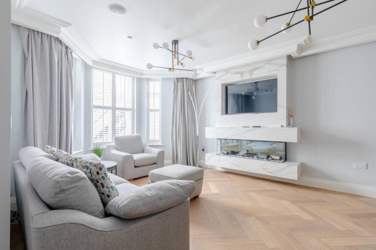 Beautifully Refurbished 2bd Flat - Earl's Court! *