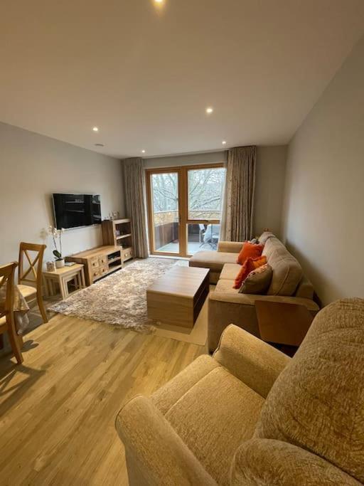 Apartment 2 Bedroom Acton